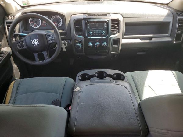 2015 RAM 1500 ST