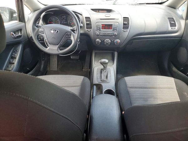 2016 KIA FORTE5 GL (Middle-Low Grade)