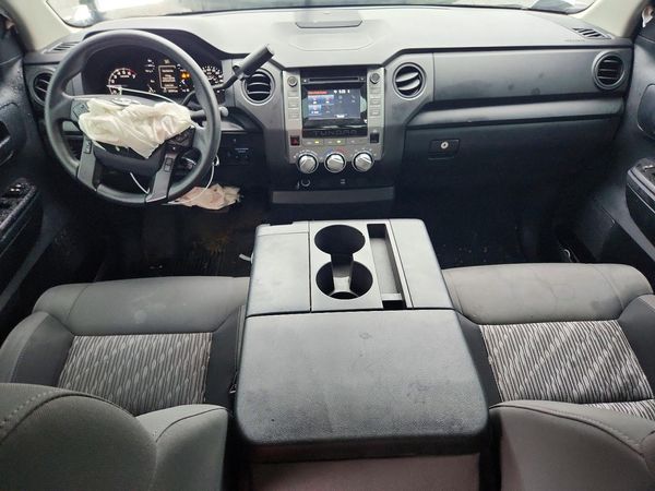 2018 TOYOTA TUNDRA SR/SR5