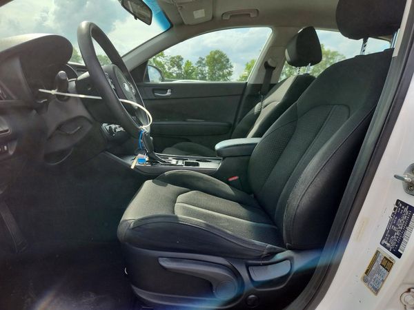 2016 KIA OPTIMA GL