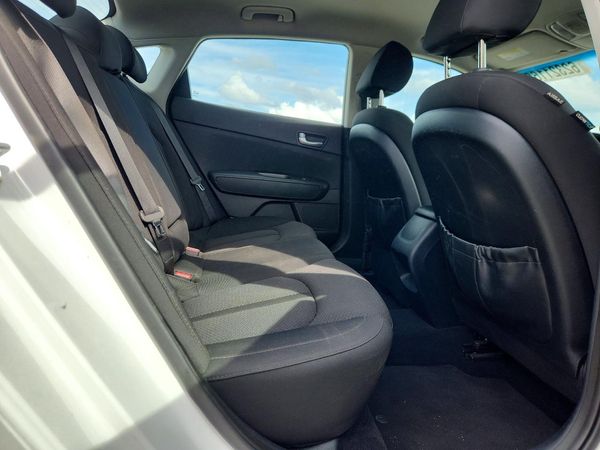 2016 KIA OPTIMA GL