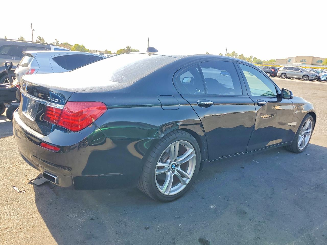 2015 BMW 740