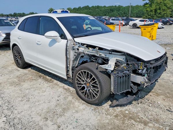 2021 PORSCHE CAYENNE S