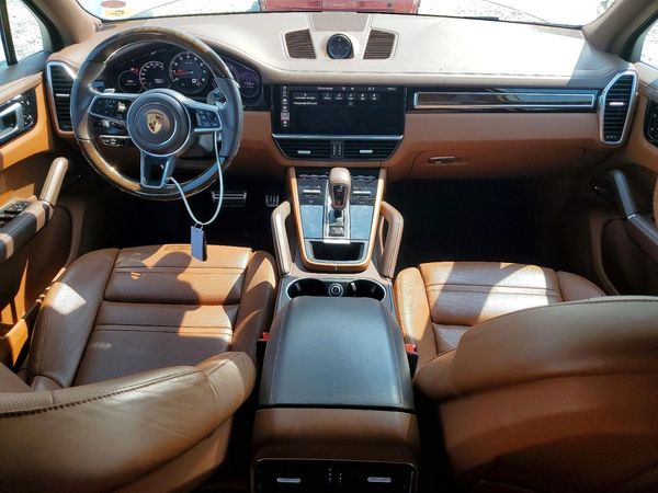 2021 PORSCHE CAYENNE S