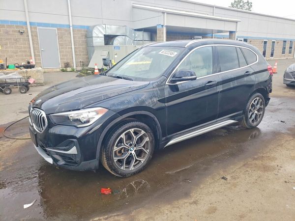 2022 BMW X1