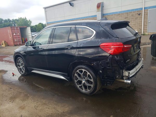 2022 BMW X1