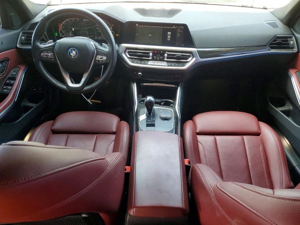 2022 BMW 330E