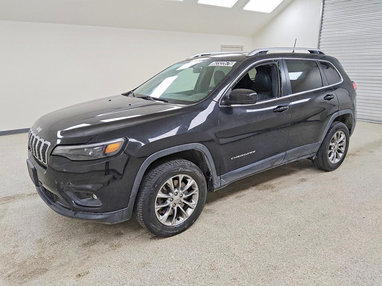 2019 JEEP CHEROKEE LATITUDE PLUS 4X4