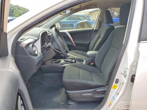 2016 TOYOTA RAV4 LE (X Grade)