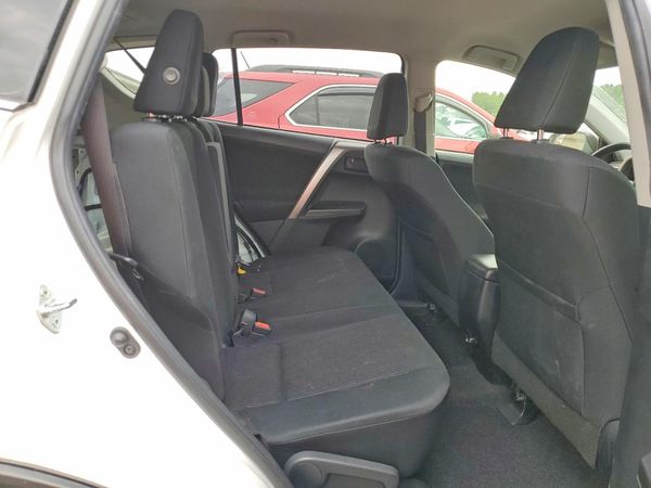 2016 TOYOTA RAV4 LE (X Grade)