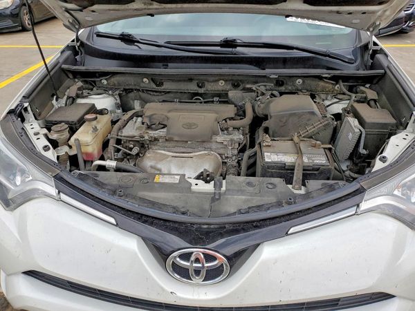 2016 TOYOTA RAV4 LE (X Grade)