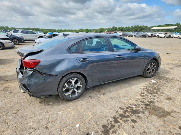 2021 KIA FORTE FE, LXS