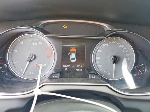 2014 AUDI S4 Technik