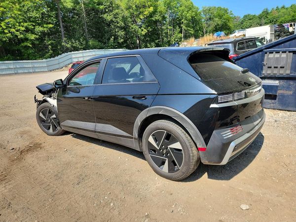 2025 HYUNDAI IONIQ 5 SE