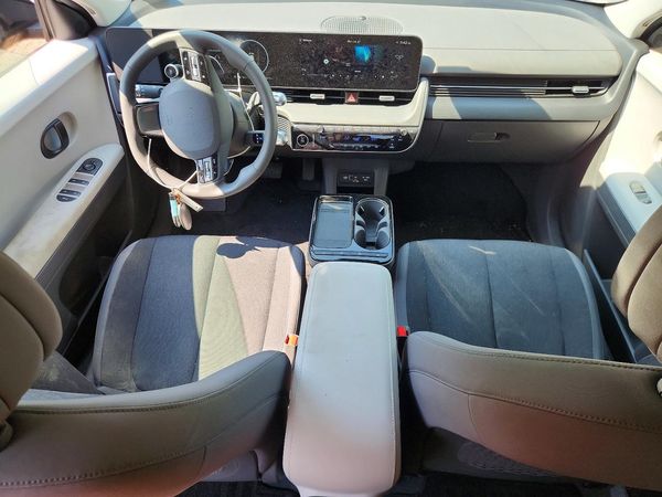 2025 HYUNDAI IONIQ 5 SE