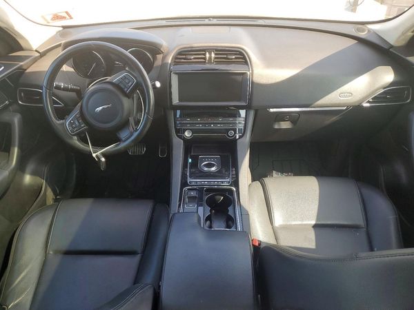 2019 JAGUAR F-PACE