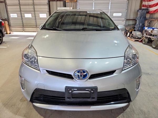 2014 TOYOTA PRIUS