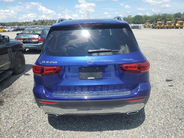 2021 MERCEDES-BENZ GLB GLB250