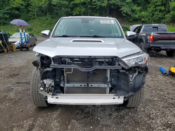 2021 TOYOTA 4RUNNER TRD offroad Prem
