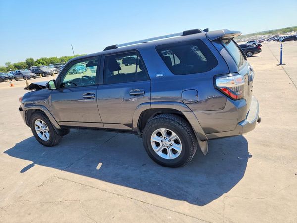 2023 TOYOTA 4RUNNER SR5