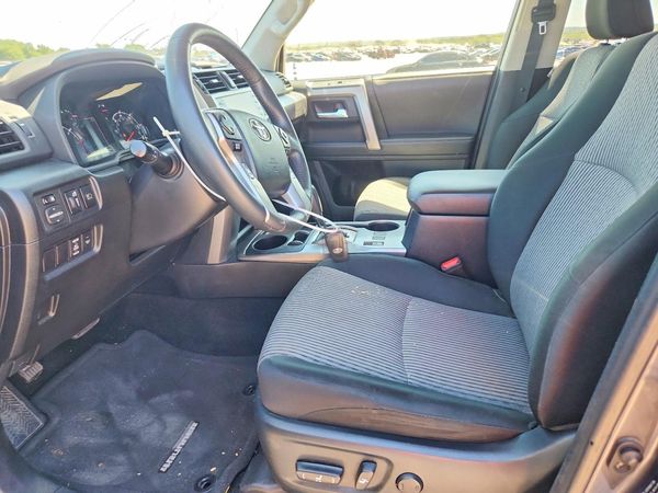 2023 TOYOTA 4RUNNER SR5