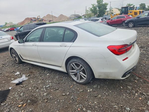 2019 BMW 750 xDrive