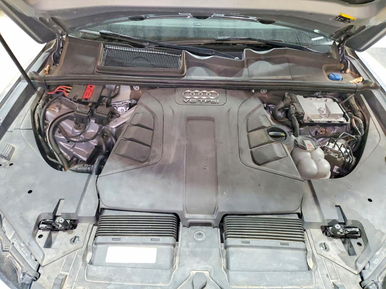 2017 AUDI Q7 quattro Premium Plus
