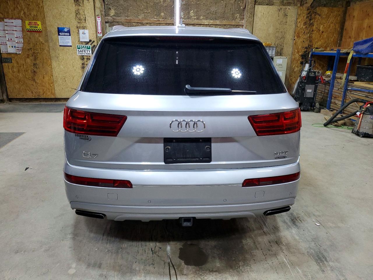 2017 AUDI Q7 quattro Premium Plus