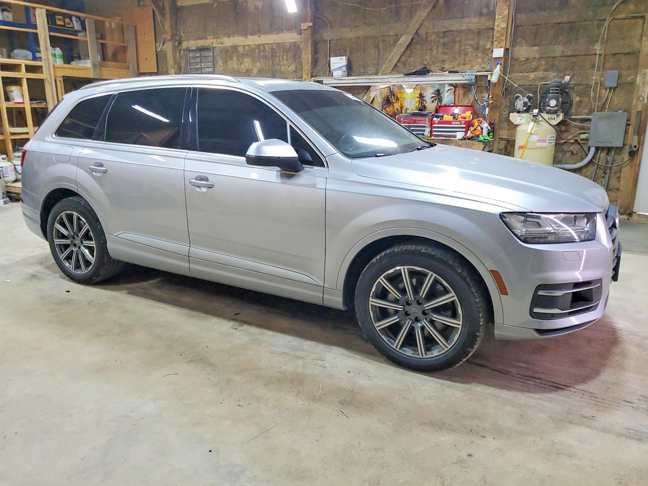 2017 AUDI Q7 quattro Premium Plus