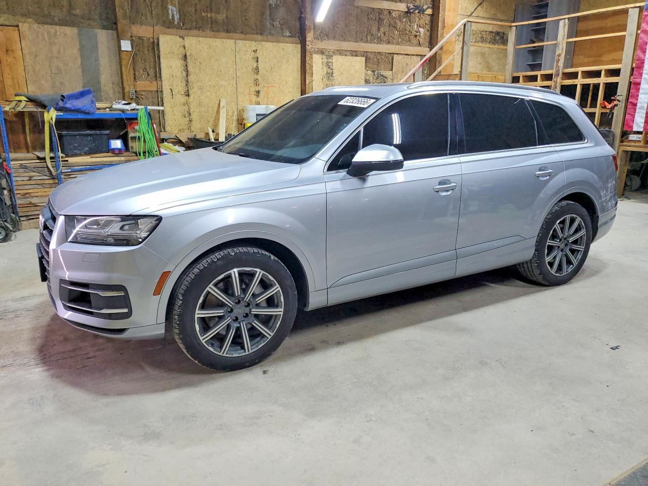 2017 AUDI Q7 quattro Premium Plus