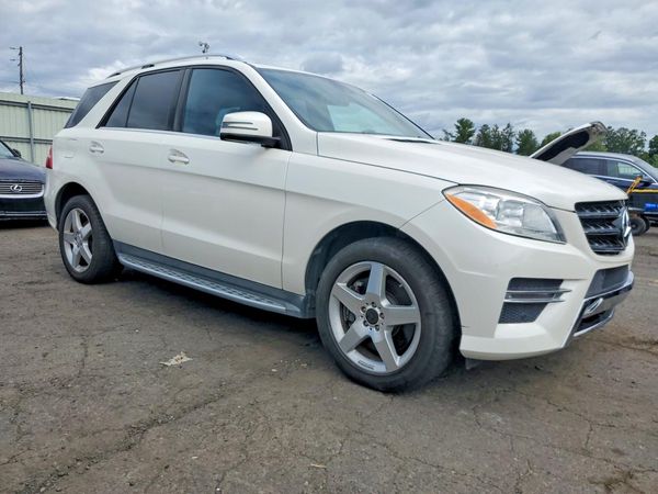 2014 MERCEDES-BENZ ML ML550 4-MATIC