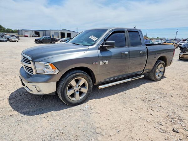 2013 RAM 1500 SLT