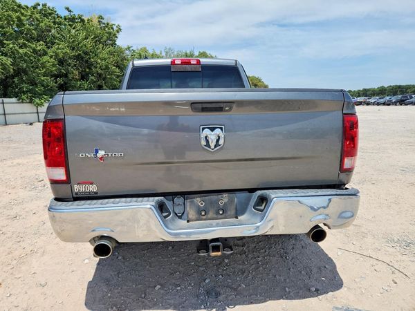2013 RAM 1500 SLT