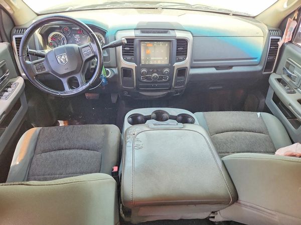 2013 RAM 1500 SLT