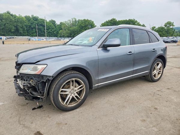 2013 AUDI Q5 Premium Plus