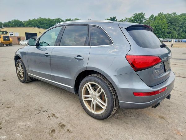 2013 AUDI Q5 Premium Plus