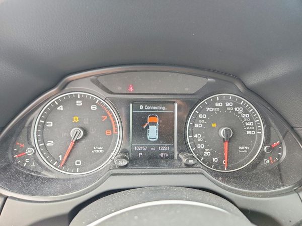 2013 AUDI Q5 Premium Plus