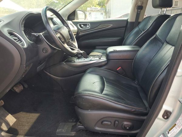 2014 INFINITI QX60 — DENT