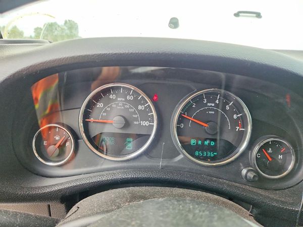 2015 JEEP WRANGLER UNLIMITED SAHARA 4X4