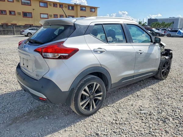 2020 NISSAN KICKS