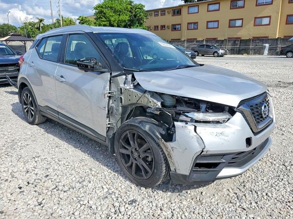 2020 NISSAN KICKS
