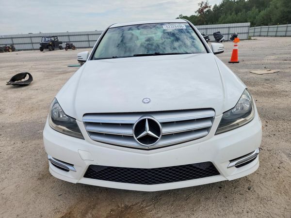 2013 MERCEDES-BENZ C C300