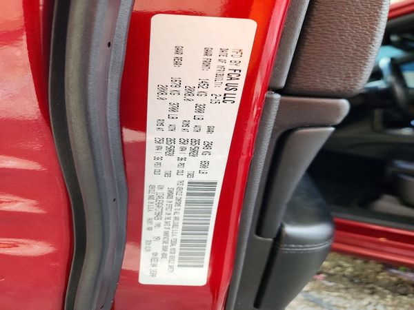 2015 JEEP GRAND CHEROKEE LAREDO 4X2