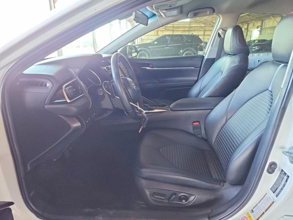 2018 TOYOTA CAMRY