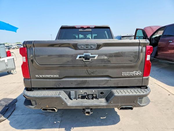 2021 CHEVROLET SILVERADO High Country — DIRR