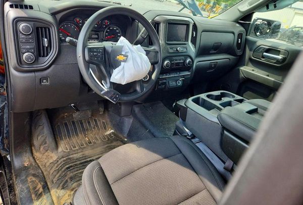 2025 CHEVROLET SILVERADO Work Truck