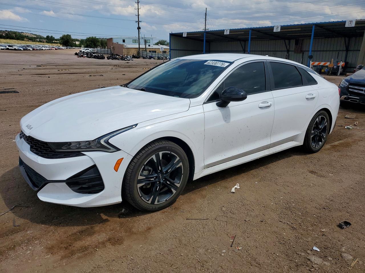 2022 KIA K5