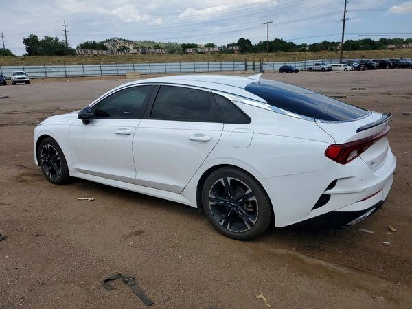 2022 KIA K5