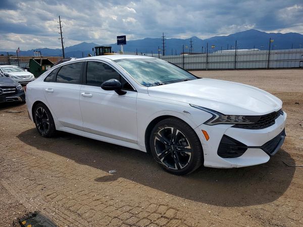 2022 KIA K5