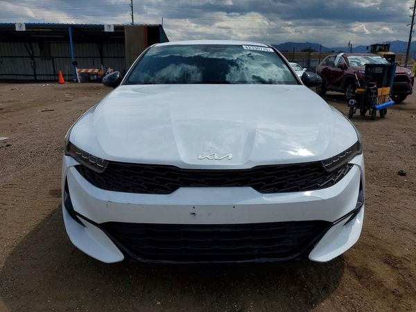 2022 KIA K5